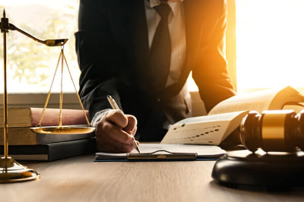 Layanan Hukum_0003_Perbankan & Pembiayaan